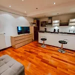 Dorey P8 - Cozy Am Fluss * 帕绍