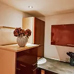 Dorey P8 - Cozy Am Fluss