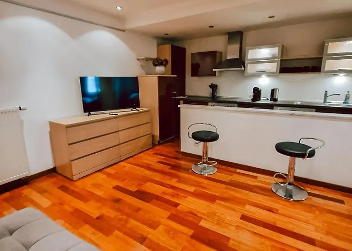 Dorey P8 - Cozy Am Fluss * Passau